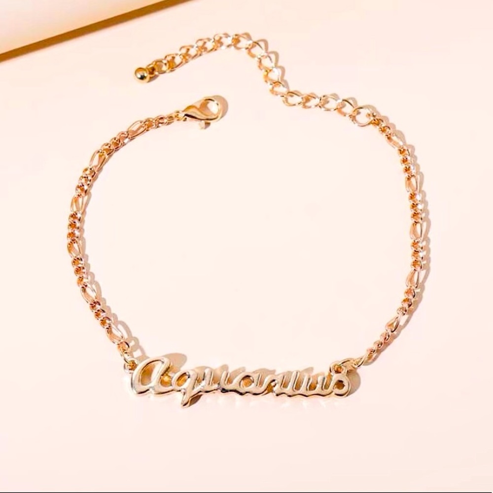 Zodiac Golden Link Bracelet Aquarius